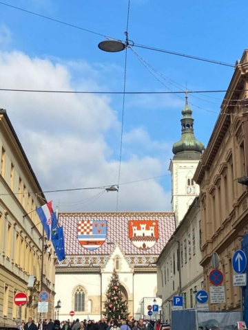 370de0e3-8dec-4f1a-b508-4379ed73134d