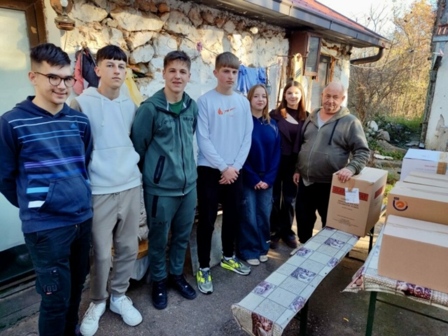 749dcf1f-9820-440e-b397-626a7f1b8c66