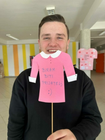 58de25d2-4600-4c49-a837-13d16cfddecb