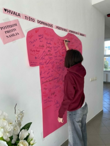 65b789ea-8711-467d-88e2-af701512856b