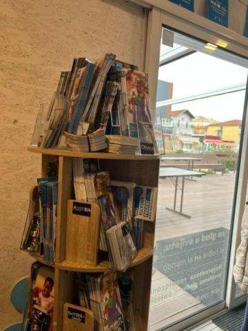 73eecbb8-eb3f-47bc-be5b-6025d60f0e8e